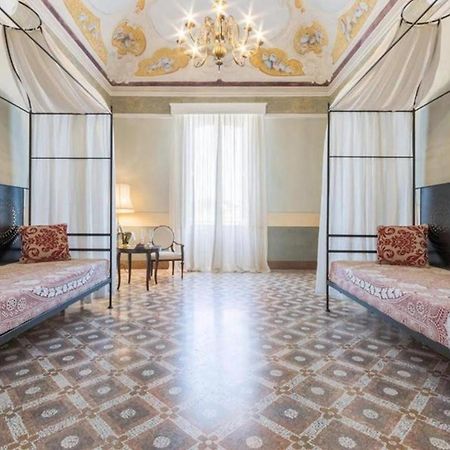カザラーノ Palazzo Fasti Bed & Breakfast エクステリア 写真
