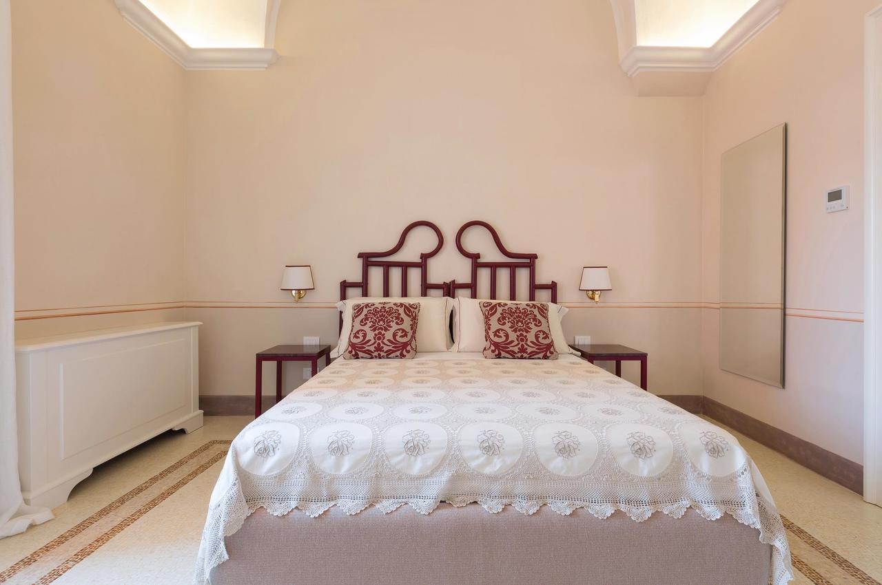 カザラーノ Palazzo Fasti Bed & Breakfast エクステリア 写真