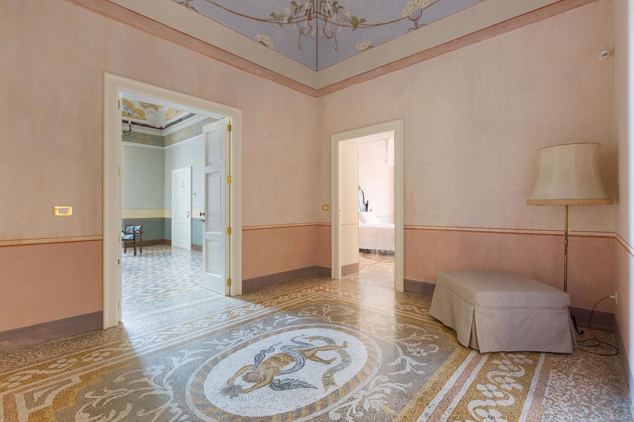 カザラーノ Palazzo Fasti Bed & Breakfast エクステリア 写真