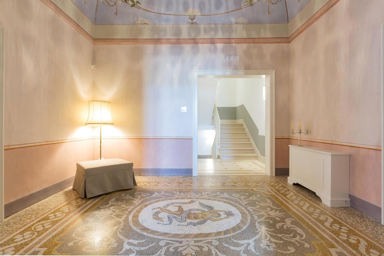 カザラーノ Palazzo Fasti Bed & Breakfast エクステリア 写真