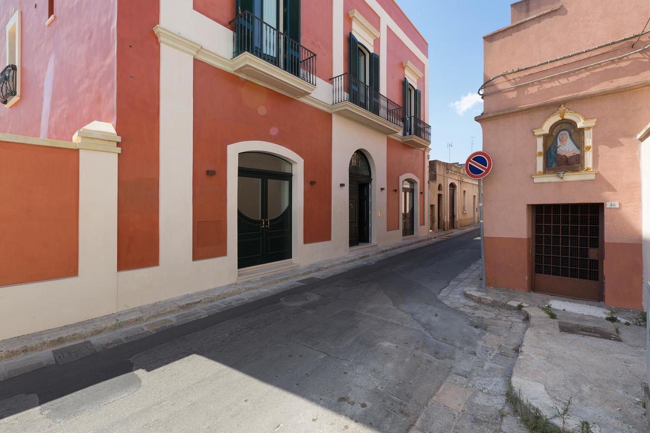 カザラーノ Palazzo Fasti Bed & Breakfast エクステリア 写真