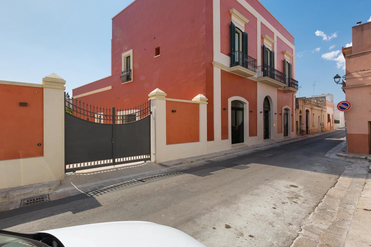 カザラーノ Palazzo Fasti Bed & Breakfast エクステリア 写真