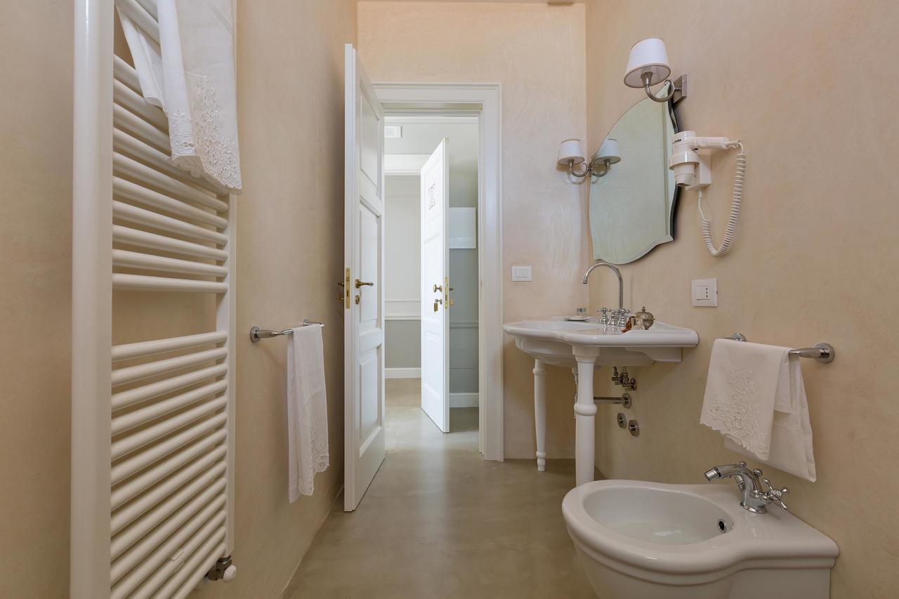 カザラーノ Palazzo Fasti Bed & Breakfast エクステリア 写真
